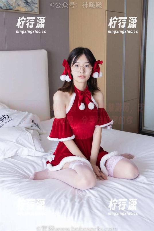 BoBoSocks袜啵啵 - 肉丝花絮游历，芝士的图库新发现，分享给闲聊的你-柠荇潇