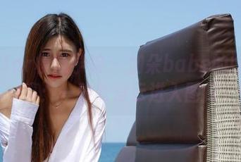 MFStar模范学院 - 加朵babe的婚纱写真：一秒吹浮云进入图库