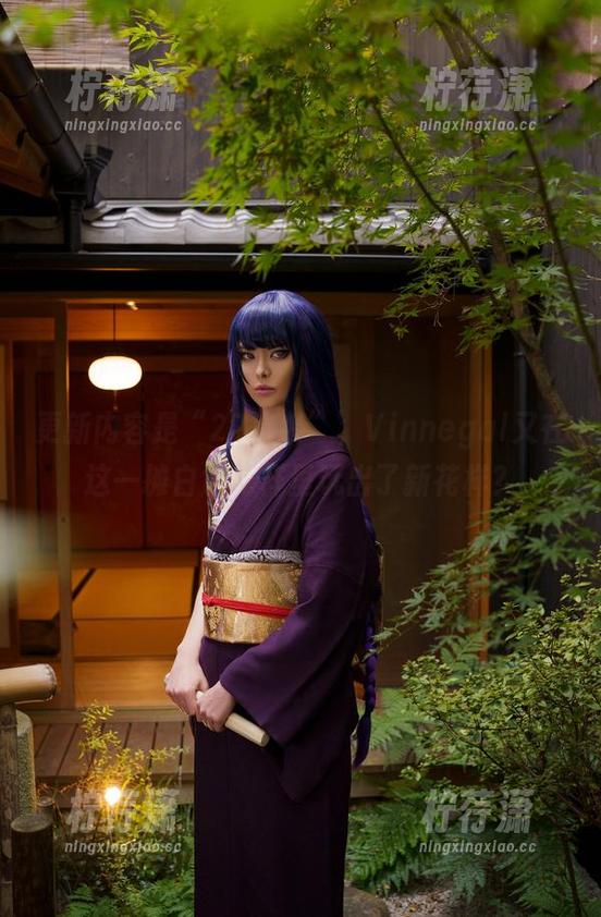 更新内容是“2B白装”，Vinnegal又在这一摊白色花样里玩出了新花样？-柠荇潇