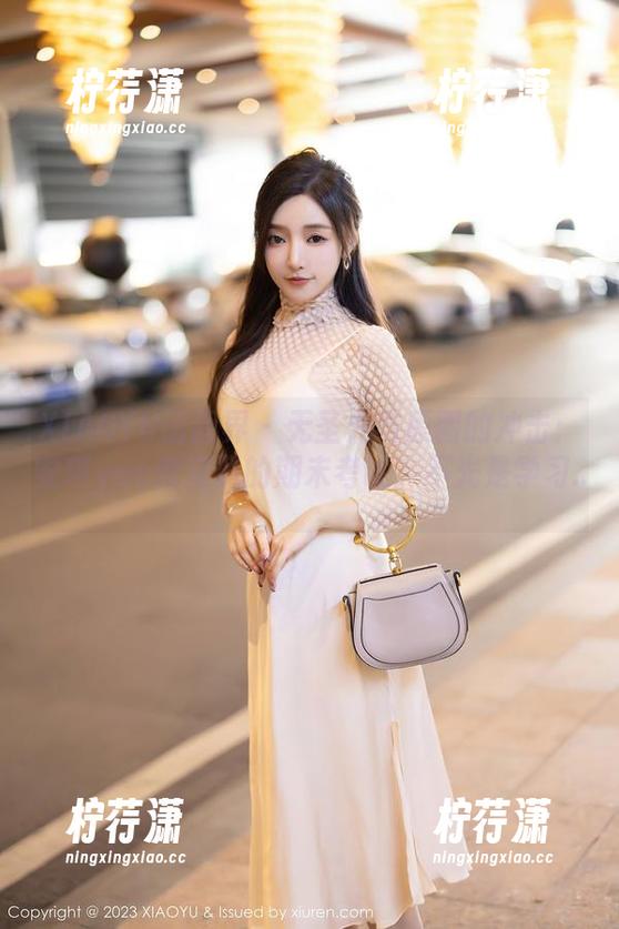 XIAOYU语画界 - 无圣光与原图的冲击：安琪yee教室照的期末考试，不光是学习...-柠荇潇