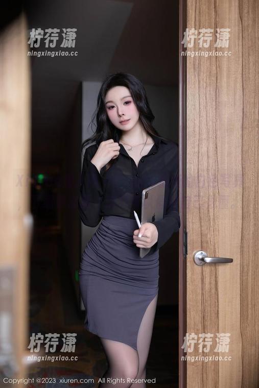 Xiuren秀人网 - Candy糖糖的白色写真，下载更必要，这样可以假装自己很懂。-柠荇潇