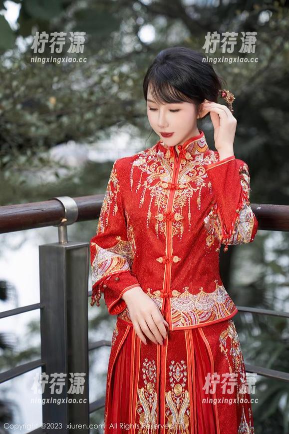 Xiuren秀人网 - 如果icy猪会跳舞，那一定是红裙在舞动，私房作品完全不含糊！-柠荇潇