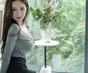 Xiuren秀人网 - 原图展示，余虞酱的私房长腿，颜值和腿长兼备，要不要刷一波？