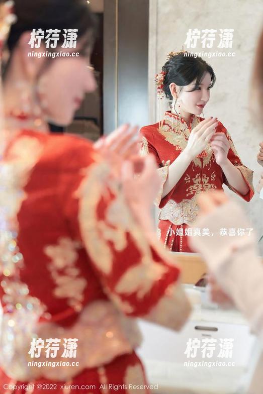 Xiuren秀人网 - 连体衣的牛仔裤：晗大大Via的高清写真秀已经上线，快来看看这是什么神仙穿搭！-柠荇潇