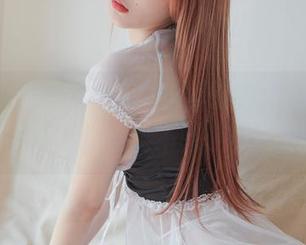 Zia(지아)的私拍写真，真是夏天的另一种卷土重来啊，谁能不想偷看一下呢？