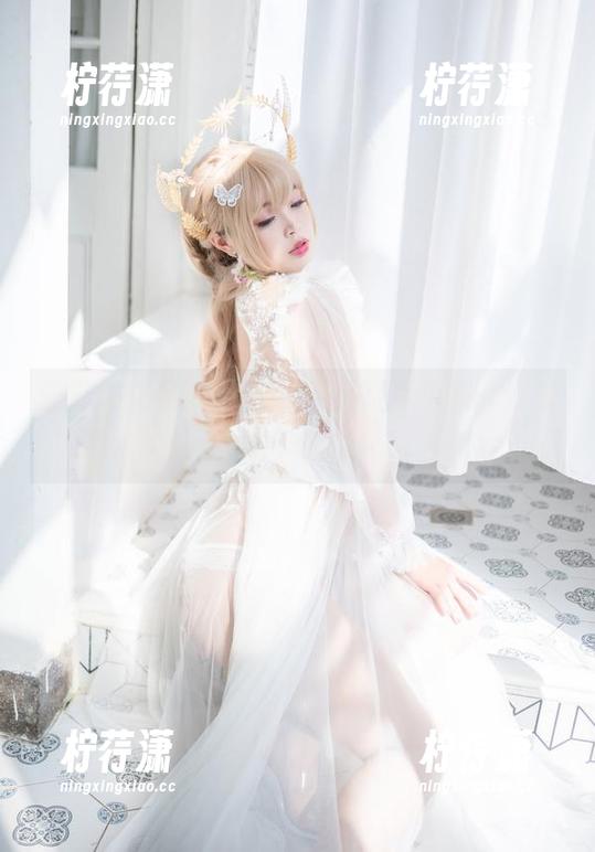 你烨烨又来了，badgirl写真更新，打破你的小期待！-柠荇潇