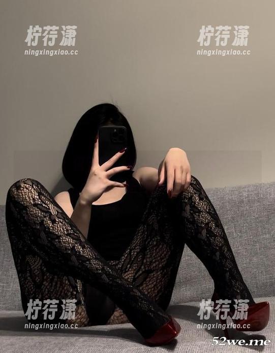微密圈 - 保守的二舅妈私房连衣裙大赏，真的只适合她嘛？-柠荇潇