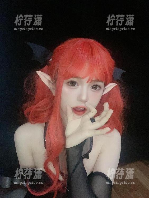 倦倦喵的魅魔写真图册，每翻一页就像看到了另一个自己，等等我在说什么...-柠荇潇