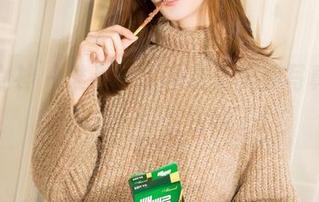 克拉女神 - 谁买一套香奈子美腿写真，谁的心上人都要注意了！