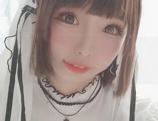 十万珍吱伏特，白桃与乌龙的热爱在写真里缠绵！