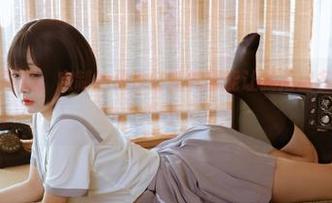喵糖映画的冒险：定制的贝法红蓝礼服能让我拍出多少张“完美”！