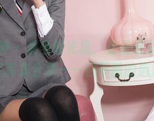 头条女神 - 乘坐时光机，看看洛洛可的校服写真集分享——很不错的选择！