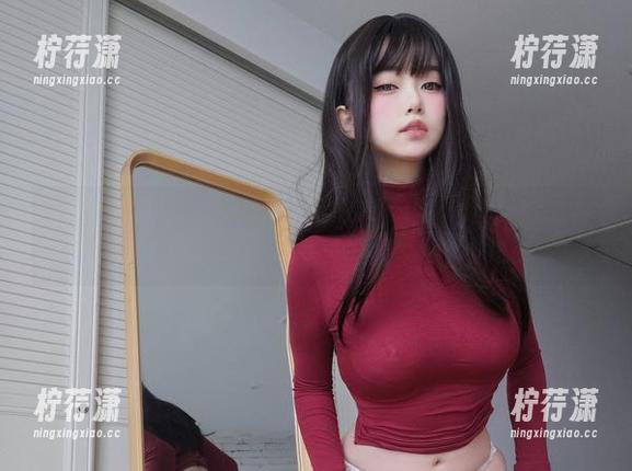 定制了一场别致的双人秀，女主K到底在想什么？瞎猜也挺有趣。-柠荇潇