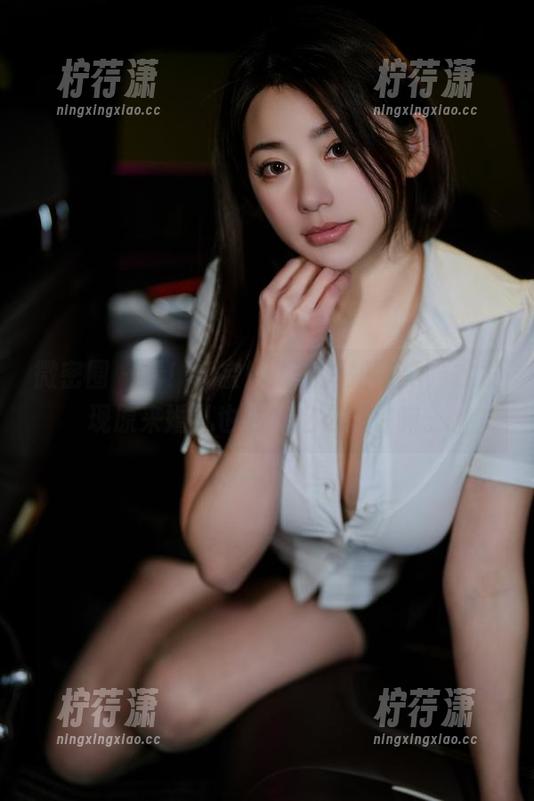 微密圈 - 看！奶宝妹纸的新娘写真，才发现原来婚礼也可以这么随性嘛。-柠荇潇