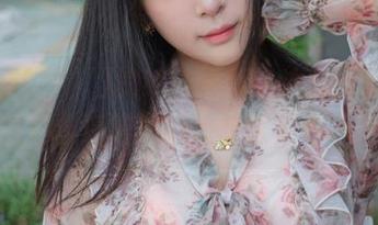 姜仁卿(강인경)的纯白写真，这样高清，你的眼睛会被逼得流泪，想逃又停不下来。