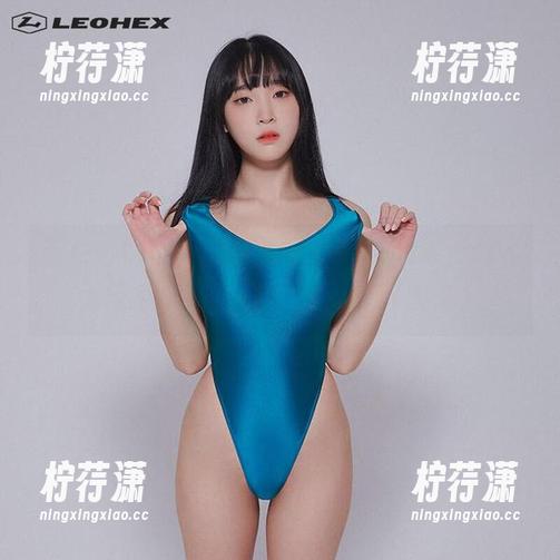 姜仁卿(강인경)的Fantrie9月2号，cos太带感，资源直接让人停留太久。-柠荇潇
