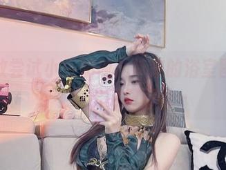 敢不敢尝试小小奶瓶儿带来的浴室图包，才不要出门扫街呢～