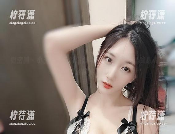 微密圈 - 小玉吃果冻的温柔写真：每张图片让我想说，这是什么修仙秘籍啊！-柠荇潇