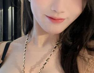 微密圈 - 兔女郎没圣光照耀，这种大胆的尝试，小玉吃果冻真会玩！