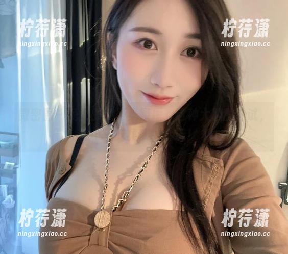 微密圈 - 兔女郎没圣光照耀，这种大胆的尝试，小玉吃果冻真会玩！-柠荇潇