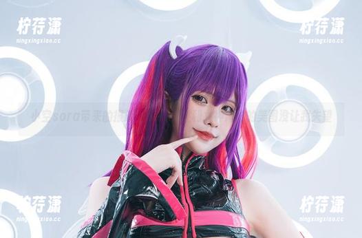 小空sora带来的报道，nikke胜利女神海伦的美图没让我失望-柠荇潇