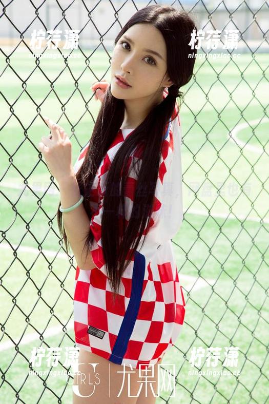 尤果网 - 张芷昕的蕾丝写真，网盘里也有不一样的滋味！-柠荇潇