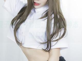 抱走莫子的女神套图：自信的神态，丧失的自控！