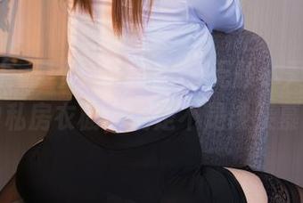 喜多川海梦万圣节图集：无颜小天使wy的私房衣橱，我是不是该羡慕？