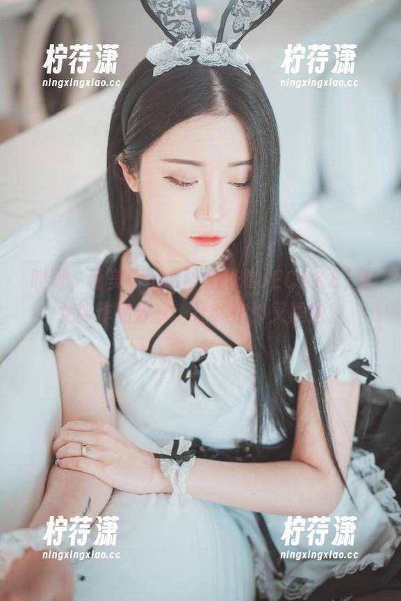 哎呀，普美(bomi)的[BLUECAKE]兔女郎作品分享，让我意外又尴尬。-柠荇潇