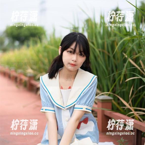 梨瑾瑾职业装新图包：哇，为什么如此精致？-柠荇潇