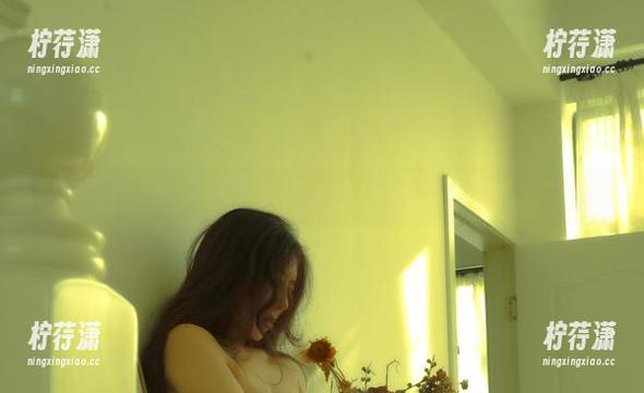 暮色前的樱晚gigi：这组图册让我心烦意乱-柠荇潇