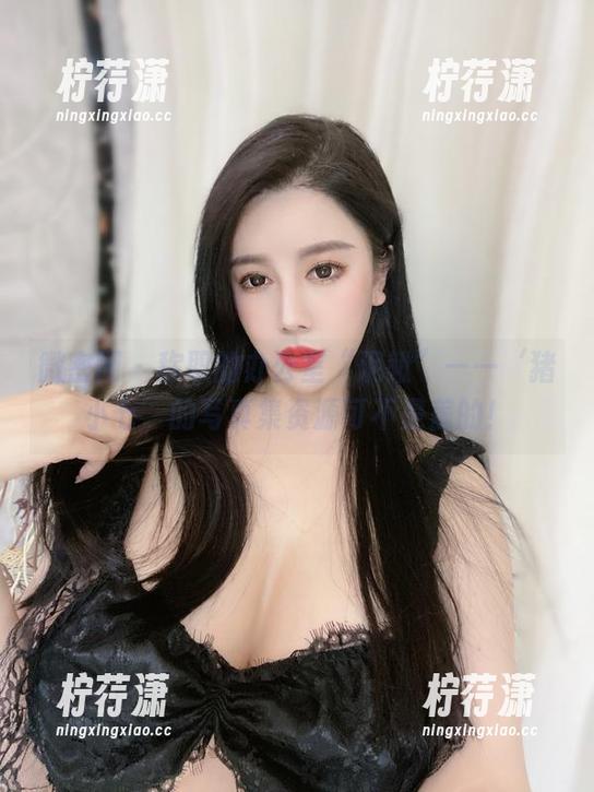 微密圈 - 称职的办公室“泥鳅”——‘猪小七’的写真集资源可不是盖的！-柠荇潇