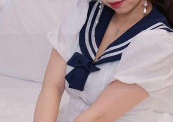 甜予摄影 - 齐齐的白丝写真合集，脚尖加固乍一看还以为有什么隐藏技能呢。