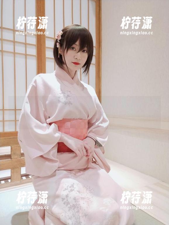 白银81和她的女仆，你一定要观看这个图包，太好玩了！-柠荇潇