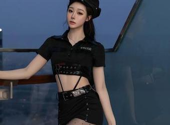 秀人网 - 免费？Egg尤妮丝的丝袜可能是洒脱的蓝天，下载这份自由吧！