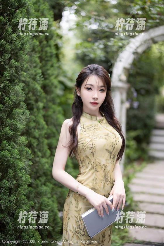 秀人网 - 俞漫的婚纱越看越“烧”，这全套原图差点没让我走火入魔…-柠荇潇