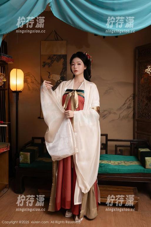 秀人网 - 孟狐狸FoxYini：油亮得让人想偷一张高清壁纸-柠荇潇