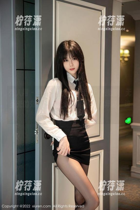 秀人网 - 当林文文yooki穿上体操服，无圣光的效果反而让这组作品大放异彩，谁能想到？-柠荇潇