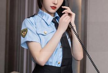 秀人网 - 王馨瑶Yanni专属，黑白套图，让人蹲着心疼的冷酷气质。