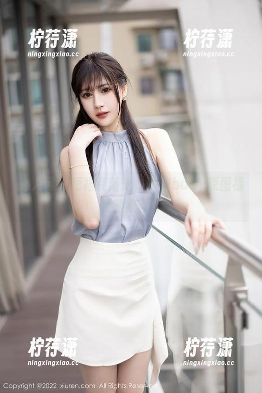 秀人网 - 短裙和阳光，颖仪baby原图福利的组合！-柠荇潇