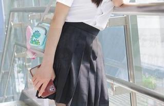 稚乖画册 - 不敢相信户外软妹在赤西夜夜镜头下，竟然还能拍出这么清晰的视觉！