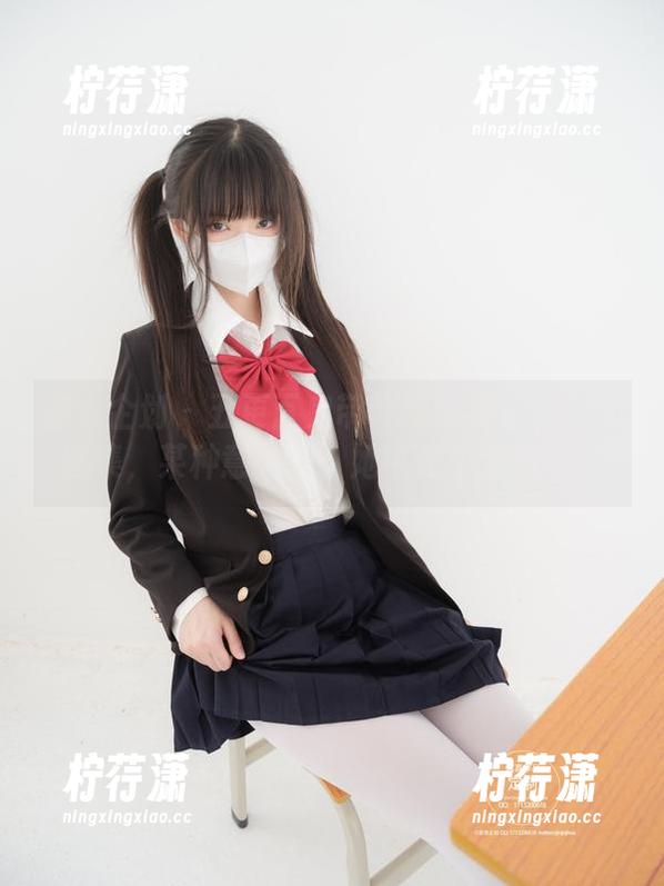 紧急企划 - 五更百鬼带你欣赏姐姐的福利图集，某种意义上，她可是个宝藏哦！-柠荇潇
