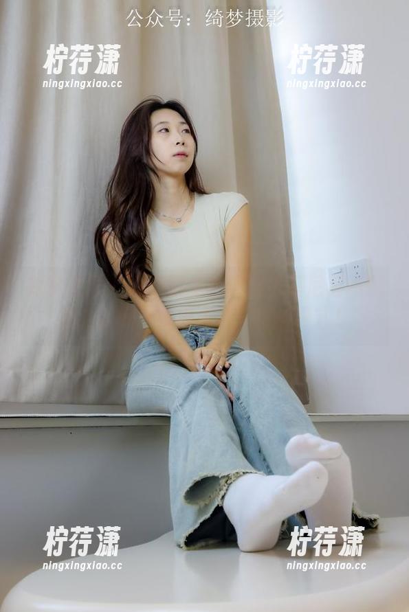 绮梦摄影 - 说走就走的小艺比基尼福利图集，让你一秒进入海滨度假模式！-柠荇潇