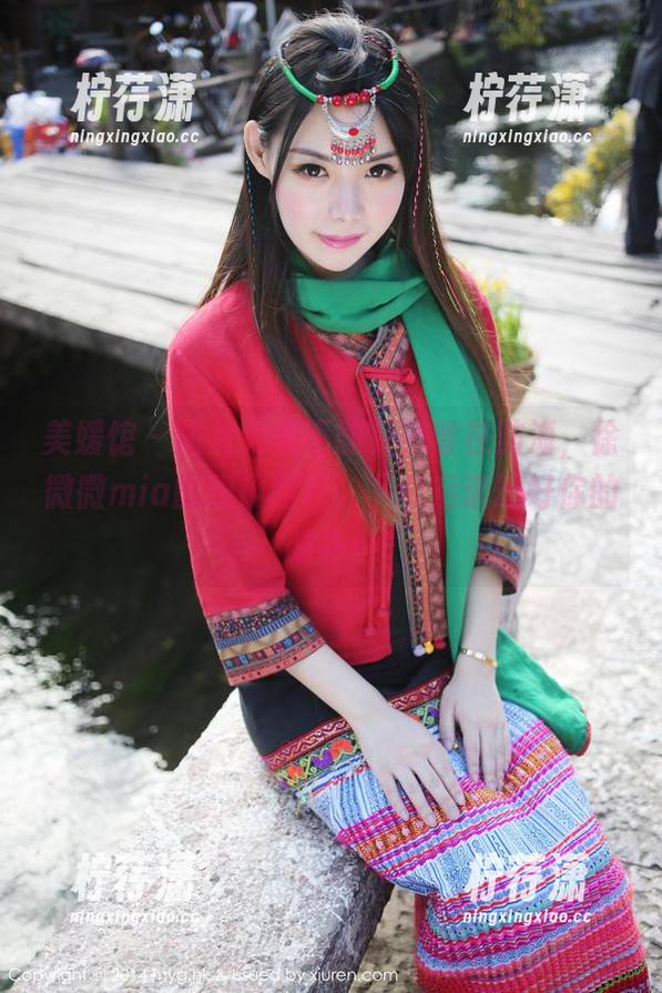 美媛馆 - 图片太美不能只停留在脑海，徐微微mia的眼镜图包，下载后请配好你的脑补！-柠荇潇