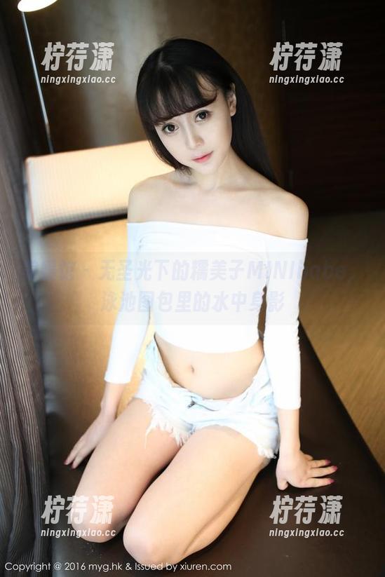美媛馆 - 无圣光下的糯美子MINIbabe，泳池图包里的水中身影-柠荇潇