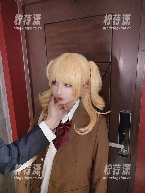 打开图包，就像打开了肉扣热热子的海伦礼服，我的想象开始飞了。-柠荇潇