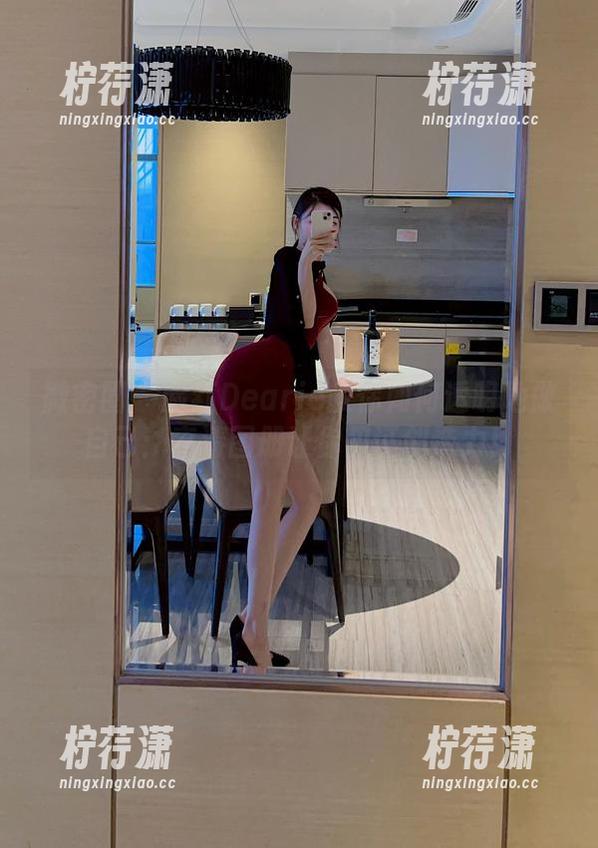 微密圈 - 脸红Dearie教你如何透明地做自己：高清图册让你见证创造力！-柠荇潇