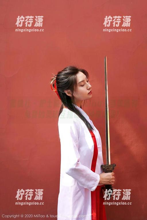 蜜桃社 - 护士陆萱萱Cecilia：当美图和免费的灵魂互撞时的神奇场景！-柠荇潇