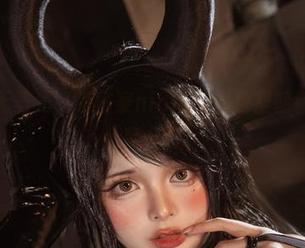 制服与无圣光，阿寨寨ninja的图包里暗藏的那些事儿！