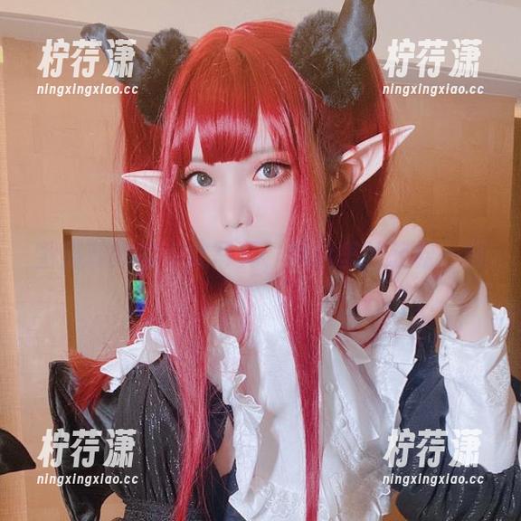 雪猫和她的少女写真，网盘里的轻松一刻-柠荇潇